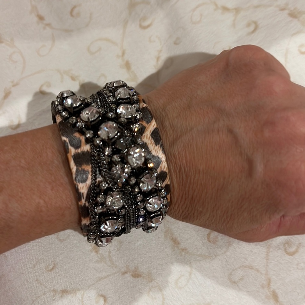 Animal print and rhinestone bangle
